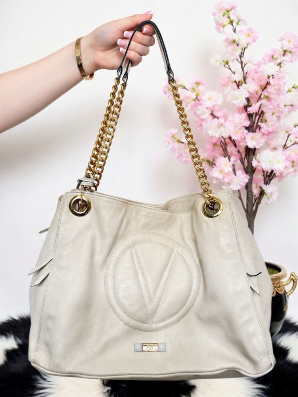 VALENTINO BY MARIO VALENTINO VERRA SIGNATURE LEATHER BAG